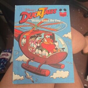 Disney's DuckTales : Webby Saves The Day Book  1989 COLLECTIBLE